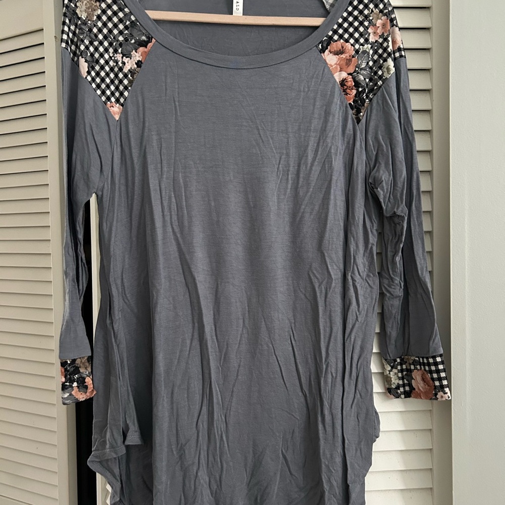Emerald Gray Long Sleeve Top